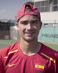 Янник Ленаерт